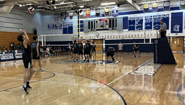 Boys’ volleyball sets up for successful season